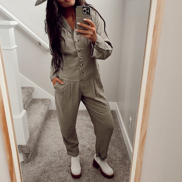 Pants - Baggy fit olive jumpsuit